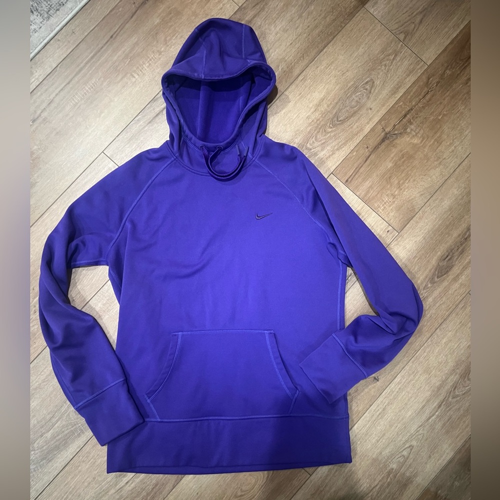Nike Women’s Vibrant Purple Therma- Fit Hoodie Large